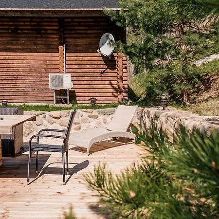 Kuelmamaee Puhkemaja Holiday home *